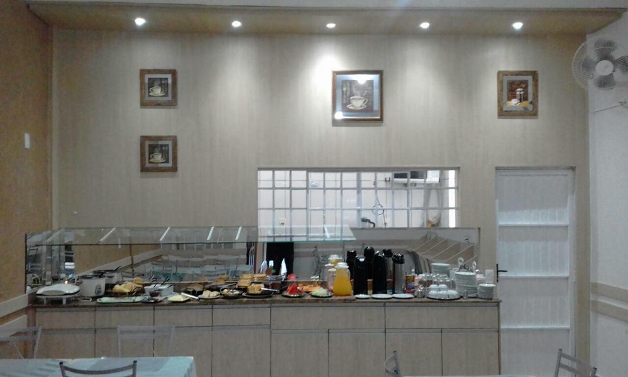 Rocha'S Hotel Гуарапуава Екстериор снимка