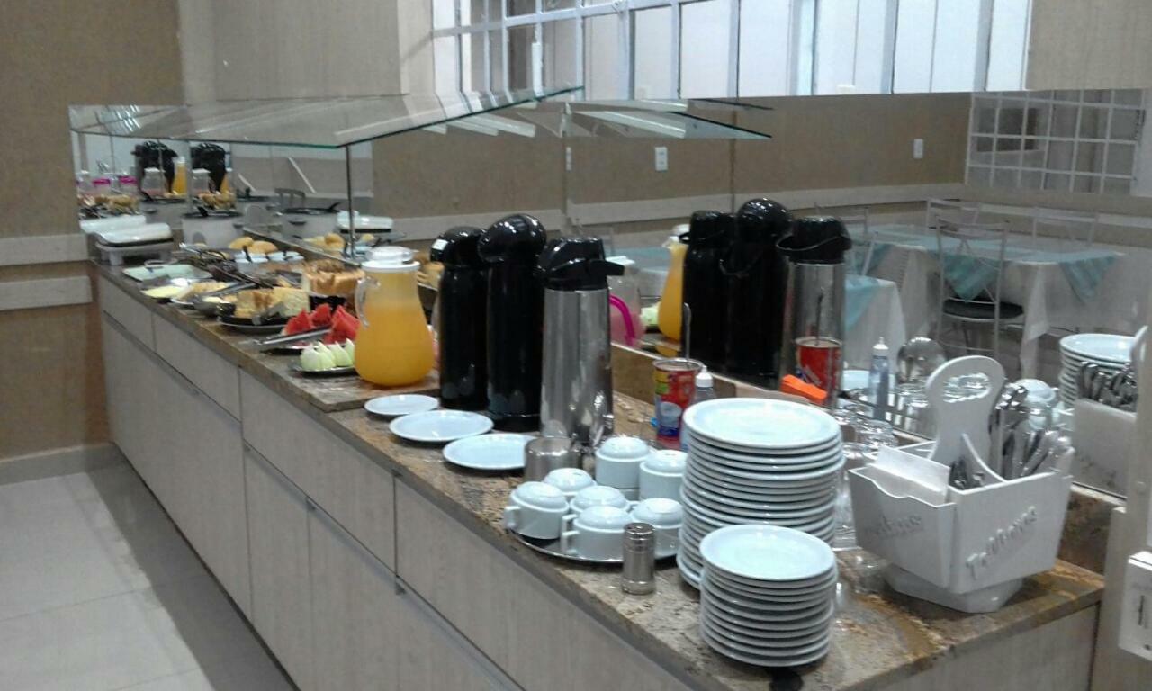Rocha'S Hotel Гуарапуава Екстериор снимка